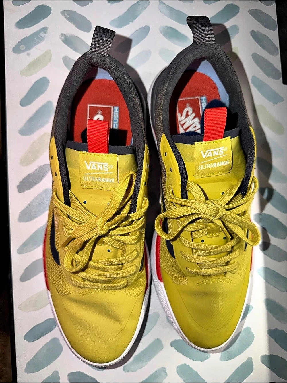 Vans UltraRange Yellow Black Sneakers US 10.5